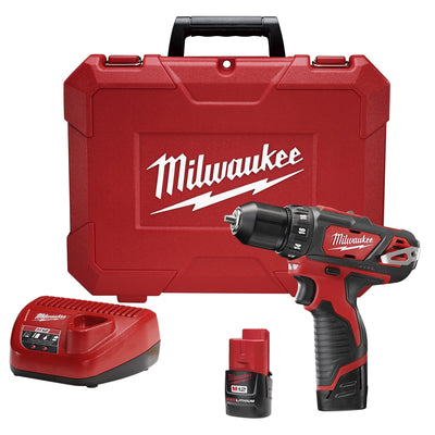 Milwaukee M12 3/8 in. Cordless Drill Driver w/ (2) Batteries Kit